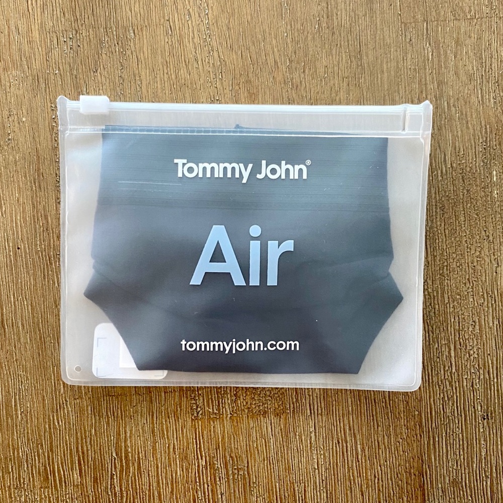Tommy John Air Thong Black